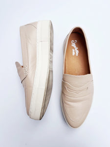 SEYCHELLES LEATHER LOAFERS, WOMEN'S 6