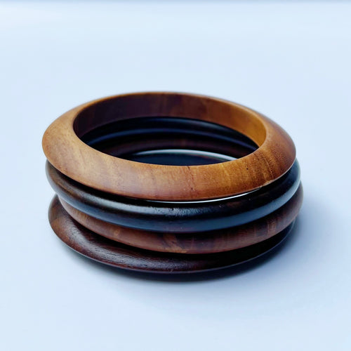 WOODEN BANGLE SET