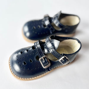 US MADE VINTAGE MARY JANES, BABY SHOE SIZE 4
