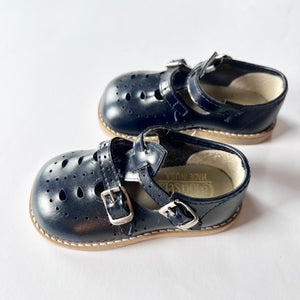 US MADE VINTAGE MARY JANES, BABY SHOE SIZE 4
